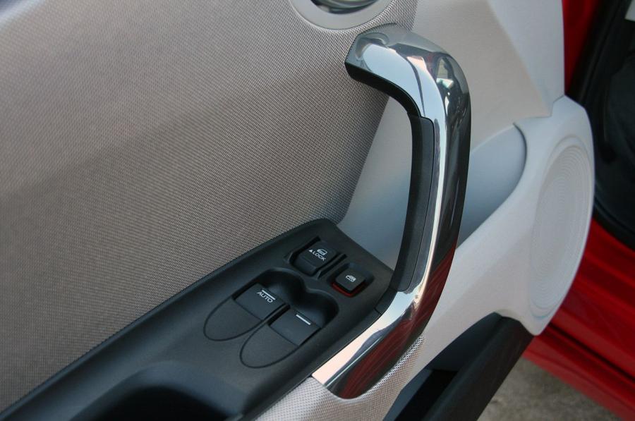  Honda CR-Z 2011 года  (фото 74 из 111)